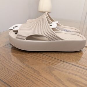 Women's CALIA Women's Molded Slides Tan color Size Multiple NWT